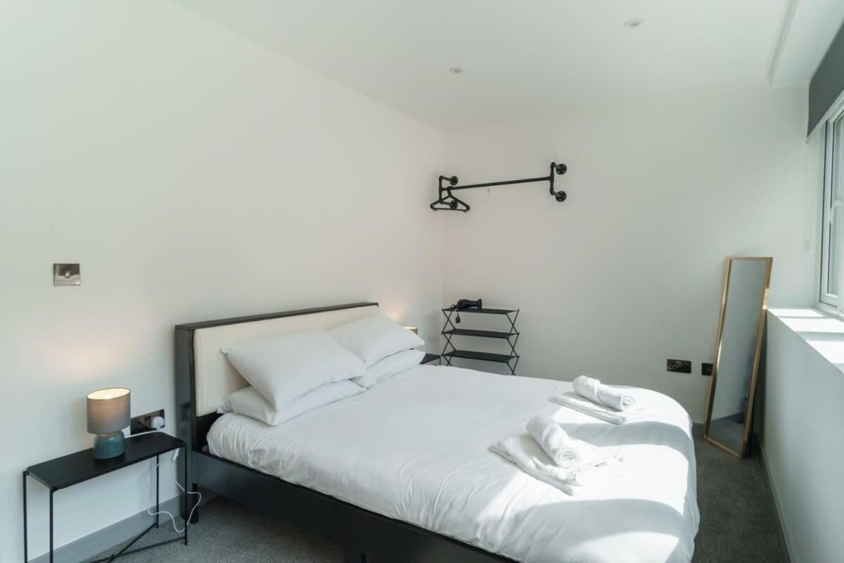 Modern 1 Bedroom Apartment In Preston Centre Eksteriør billede